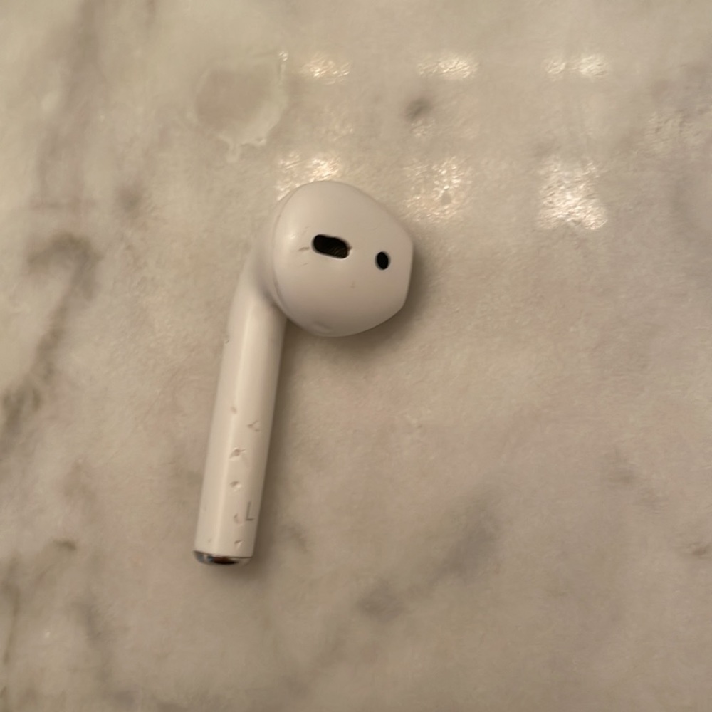 ULTRA RARE LIMITED EDITION LEFT AIRPOD *apple abstract collection* - Picture 2 of 3